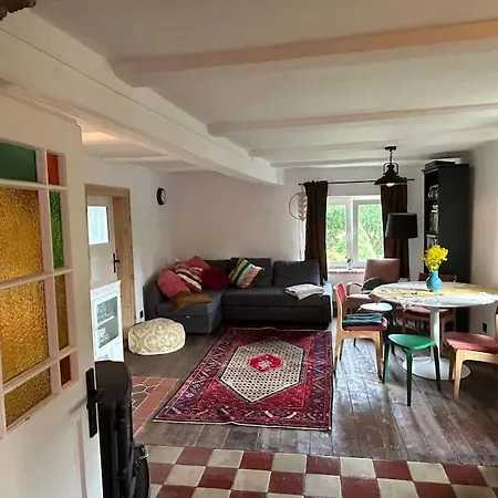 201 - Dom Wiejski W Gorach Sowich *