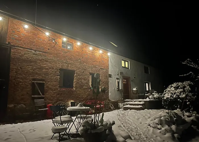 201 - Dom Wiejski W Gorach Sowich *